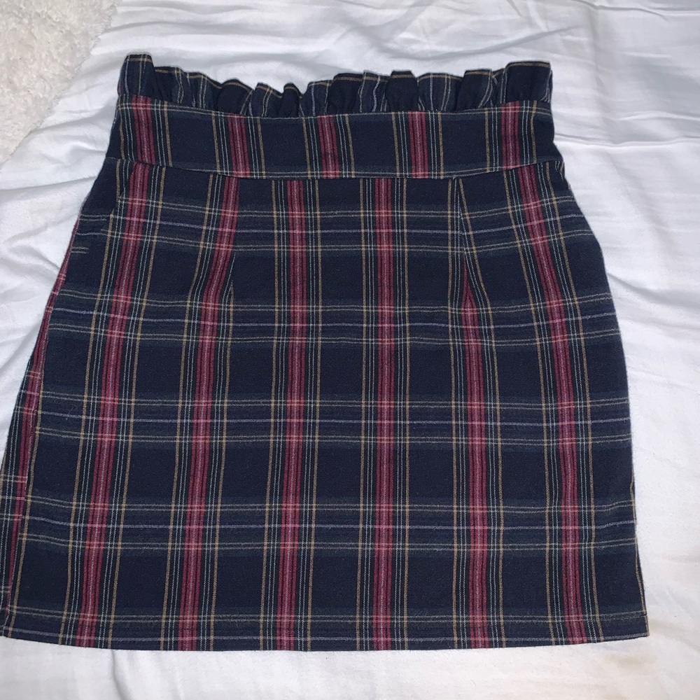 Plaid skirt with elastic waist and pockets